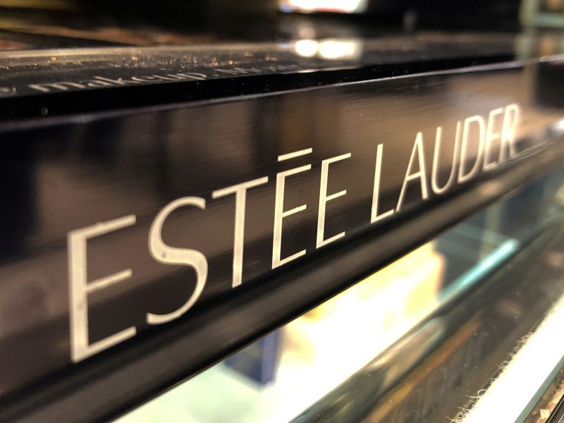 FILE PHOTO: An Estee Lauder cosmetics counter is seen in Los Angeles, California, U.S., August 19, 2019. REUTERS/Lucy Nicholson/File Photo