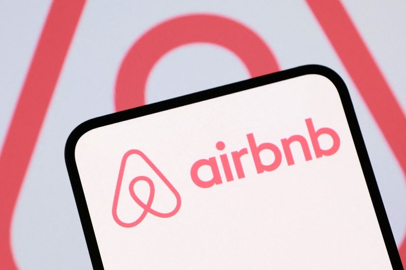 Airbnb logo is seen in this illustration taken August 5, 2025. REUTERS/Dado Ruvic/Illustration