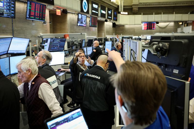 Futures-options traders work on the floor at the New York Stock Exchange's NYSE American (AMEX) in New York City, U.S., March 3, 2026.  REUTERS/Brendan McDermid