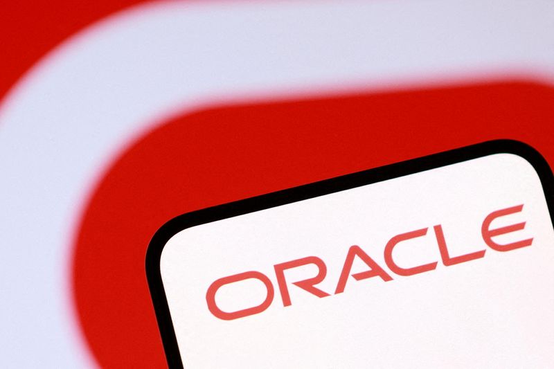 FILE PHOTO: Oracle logo is seen in this illustration created on September 9, 2025. REUTERS/Dado Ruvic/Illustration/File Photo
