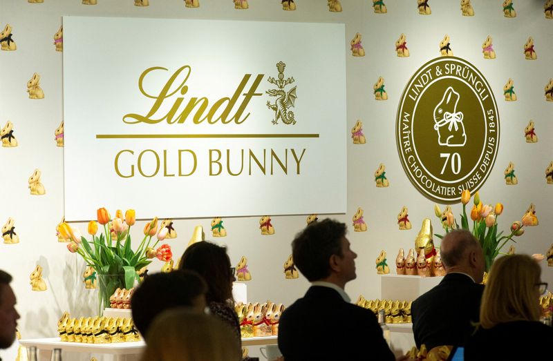 FILE PHOTO: Chocolate Gold Bunnys are seen during the annual news conference of Swiss chocolatier Lindt & Spruengli in Kilchberg, Switzerland March 8, 2022. REUTERS/Arnd Wiegmann/File Photo