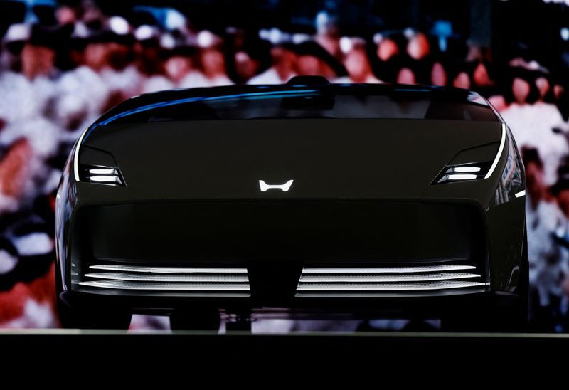 Honda 0 Saloon electric concept vehicle is displayed at the Honda booth during a press day of the Japan Mobility Show 2025 at Tokyo Big Sight in Tokyo, Japan, October 29, 2025. REUTERS/Manami Yamada
