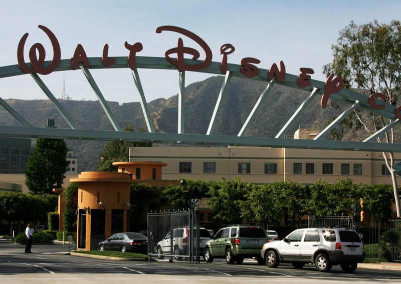 FILE PHOTO: The main gate of entertainment giant Walt Disney Co. is pictured in Burbank, California May 5, 2009. Disney is scheduled to report its second-quarter earnings May 5, 2009.  REUTERS/Fred Prouser               /File Photo