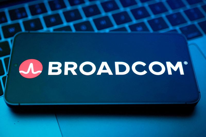 FILE PHOTO: A Broadcom logo appears in this illustration taken August 25, 2025. REUTERS/Dado Ruvic/Illustration/File Photo