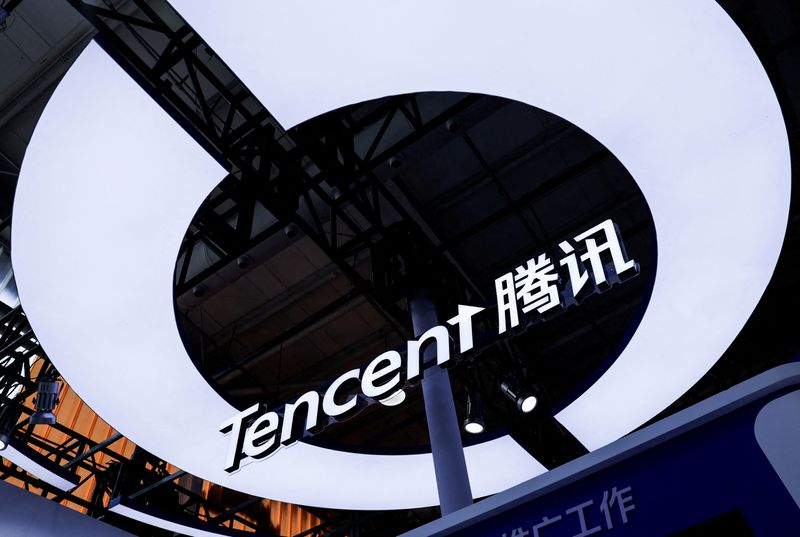 FILE PHOTO: Tencent's logo is displayed at its booth at the China International Fair for Trade in Services (CIFTIS) in Beijing, China, September 11, 2025. REUTERS/Maxim Shemetov/File Photo