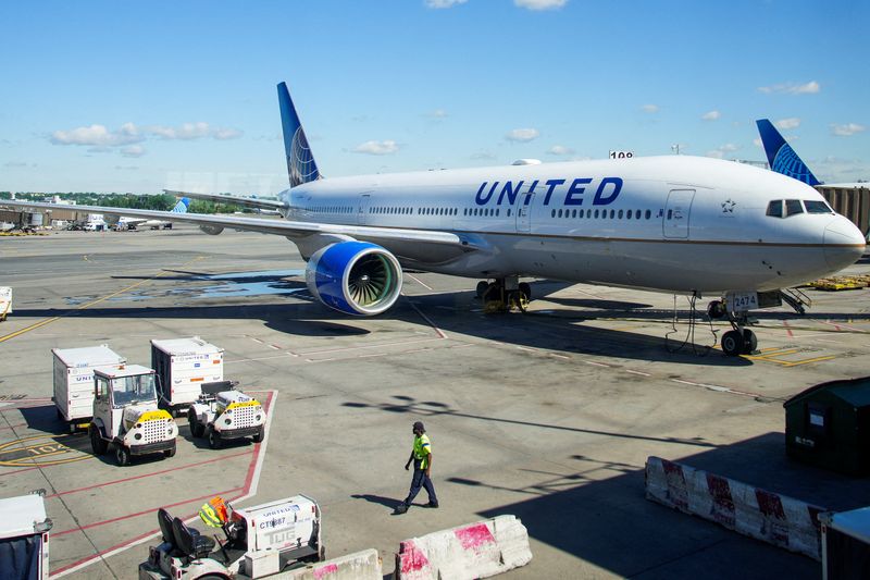 FILE PHOTO: United Airlines planes are seen at the tarmac at Newark International Airport in Newark, New Jersey, U.S., May 7, 2025. REUTERS/Eduardo Munoz/File Photo