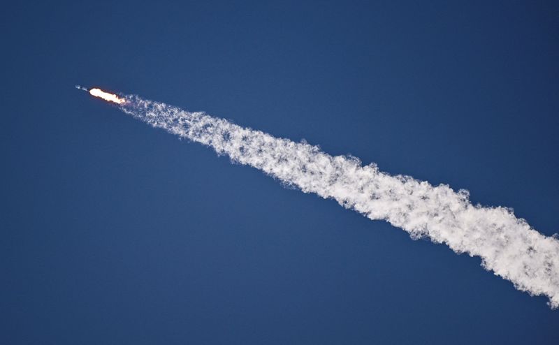 A SpaceX Falcon 9 rocket lifts off from the Cape Canaveral Space Force Station with a payload of Starlink v2-mini satellites in Cape Canaveral, Florida, U.S., April 2, 2026. REUTERS/Steve Nesius