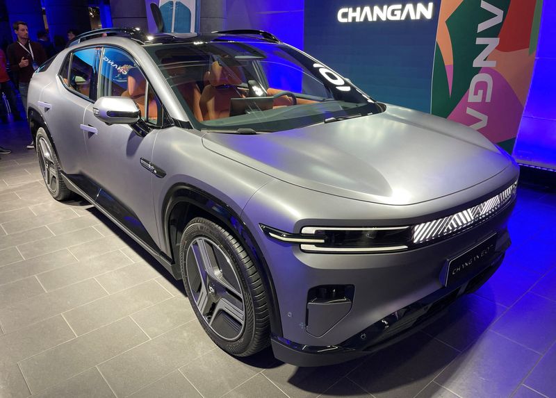 Chinese carmaker Changan Automobile showcases their electric SUV Deepal E07, that is expected to hit the European market by the end of Q1 2026, in Mainz, Germany,  March 21, 2025.   REUTERS/Christoph Steitz