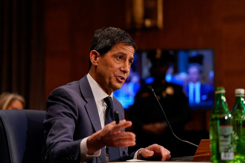 Kevin Warsh, U.S. President Donald Trump's nominee to be next chair of the Federal Reserve, testifies before a Senate Banking Committee confirmation hearing on Capitol Hill in Washington, D.C., U.S., April 21, 2026. REUTERS/Elizabeth Frantz