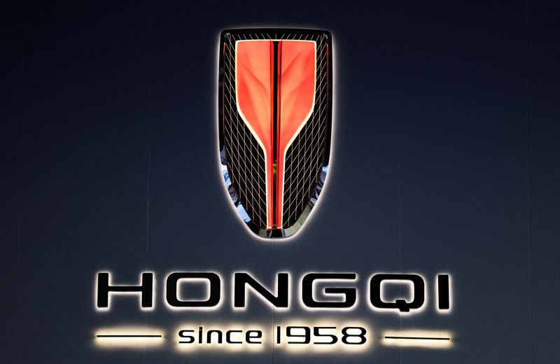 FILE PHOTO: The logo of Chinese automaker Hongqi is displayed at a Panavto dealership in Moscow, Russia, December 19, 2025. REUTERS/Ramil Sitdikov/File Photo