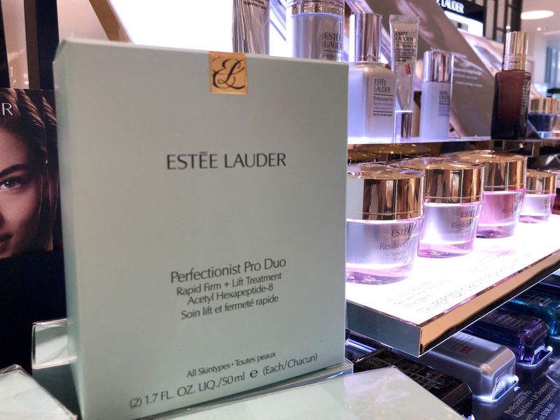 FILE PHOTO: An Estee Lauder cosmetics counter is seen in Los Angeles, California, U.S., August 19, 2019. REUTERS/Lucy Nicholson/File Photo