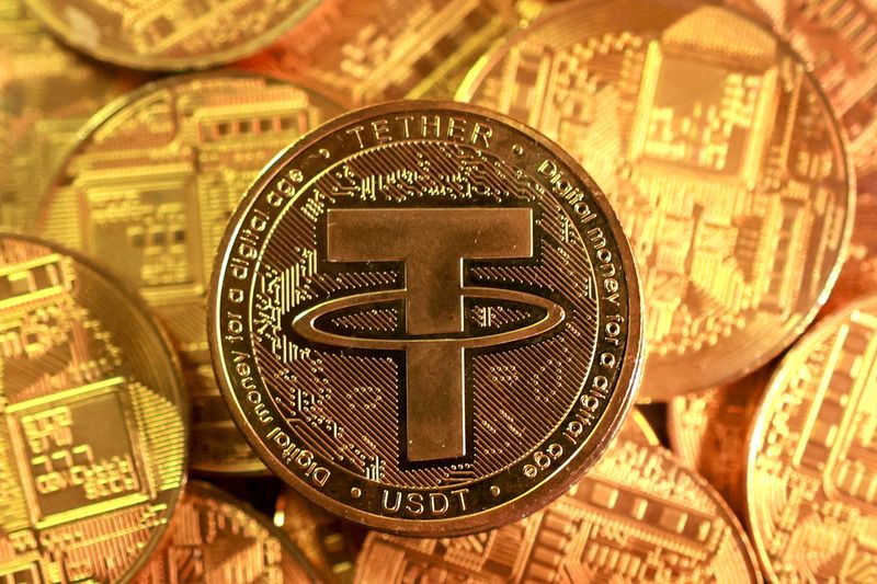FILE PHOTO: Representation of Tether stablecoin cryptocurrency in this illustration taken September 10, 2025. REUTERS/Dado Ruvic/Illustration//File Photo