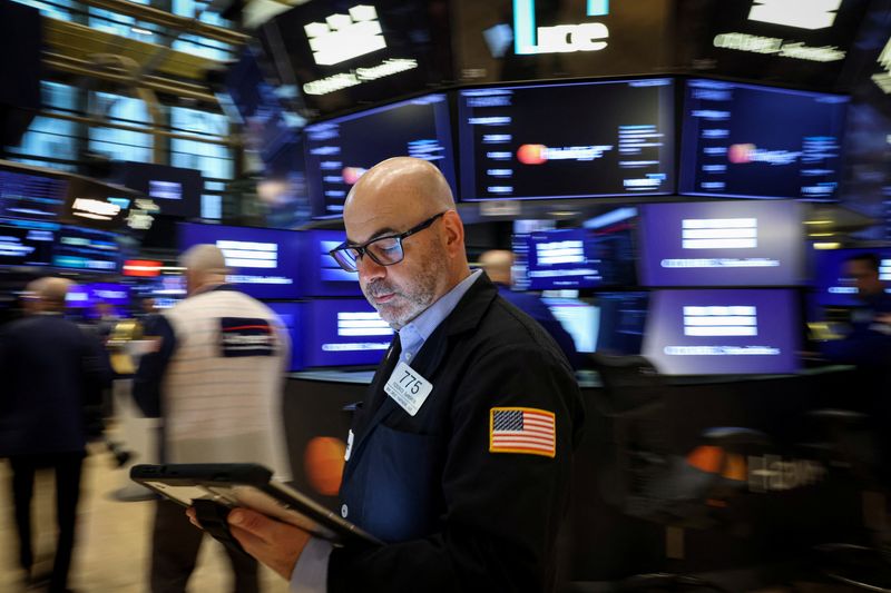 Traders work on the floor at the New York Stock Exchange (NYSE) in New York City, U.S., May 7, 2026.  REUTERS/Brendan McDermid