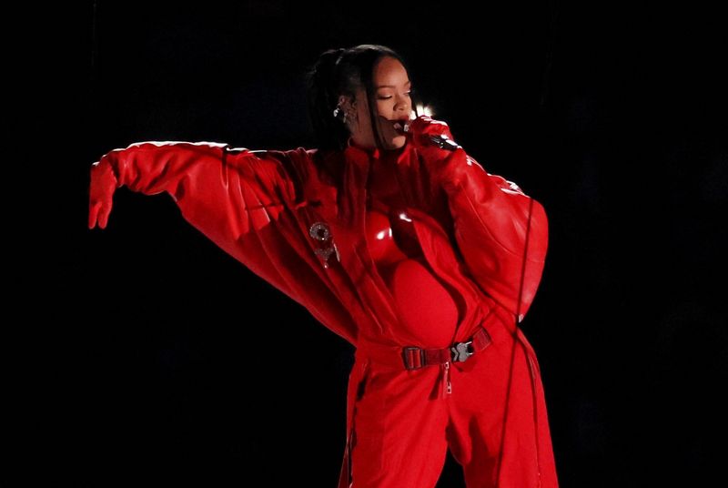 FILE PHOTO: Football - NFL - Super Bowl LVII - Half-Time Show - State Farm Stadium, Glendale, Arizona, United States - February 12, 2023 Rihanna performs during the halftime show REUTERS/Brendan Mcdermid/File Photo
