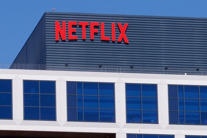 FILE PHOTO: The Netflix logo is shown on one of the company's Hollywood buildings in Los Angeles, California, U.S., July 12, 2023.   REUTERS/Mike Blake/File Photo
