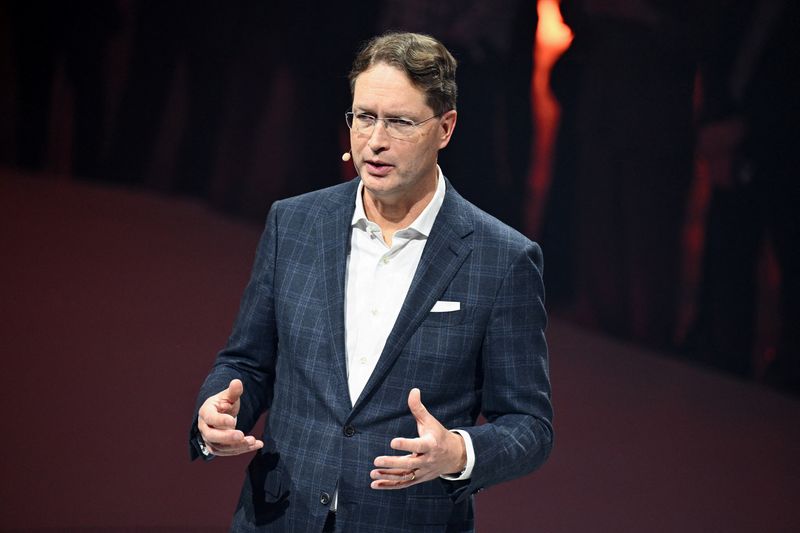 Ola Kallenius, CEO of Mercedes-Benz, speaks during the Mercedes-Benz S-Class (S-Klasse) world premiere in Stuttgart, Germany, January 29, 2026. REUTERS/Angelika Warmuth