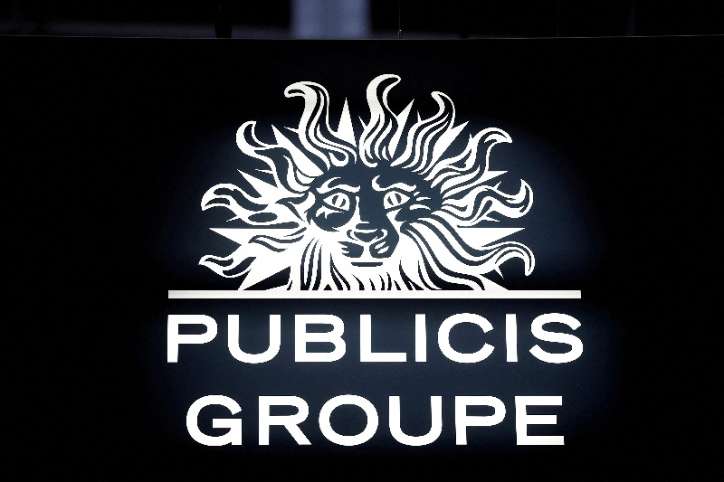 FILE PHOTO: The logo of Publicis Groupe is seen during the Viva Technology conference dedicated to innovation and startups at Porte de Versailles exhibition center in Paris, France, June 12, 2025. REUTERS/Benoit Tessier/File Photo