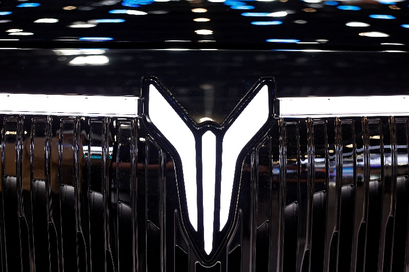 The logo of Voyah, an electric vehicle (EV) brand under Dongfeng Motor, on a car at the Beijing International Automotive Exhibition (Auto China), in Beijing, China April 24, 2026. REUTERS/Tingshu Wang