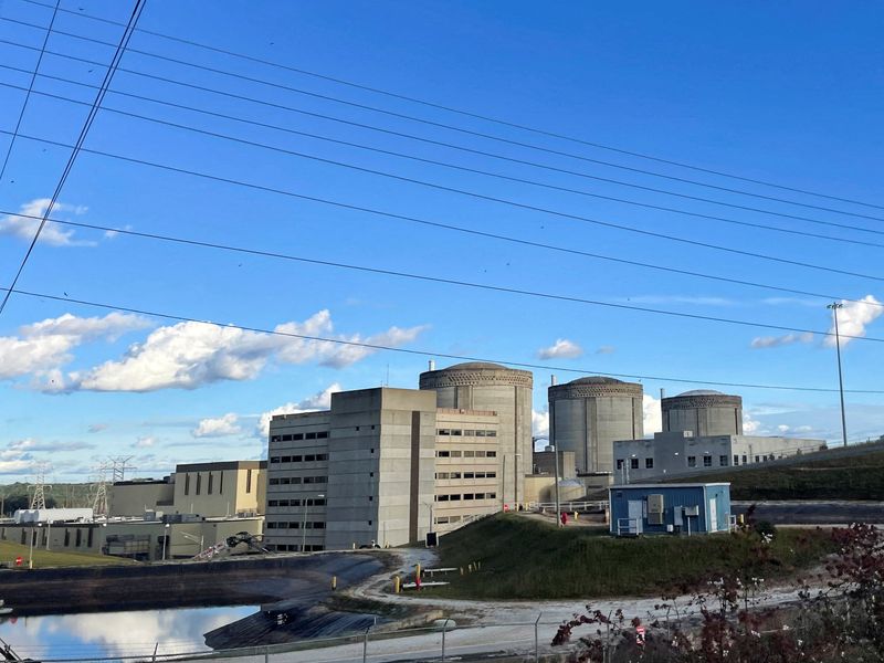FILE PHOTO: Duke Energy’s Oconee Nuclear Station in Seneca, South Carolina, U.S., October 12, 2025. REUTERS/Liz Hampton/File Photo