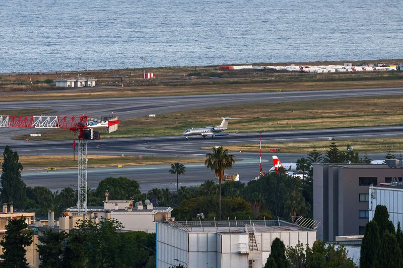 A private jet rolls on the tarmac of the Nice Cote d’Azur international airport, the closest airport to Monaco during the Formula One weekend, in Nice, France, June 6, 2026. REUTERS/Manon Cruz