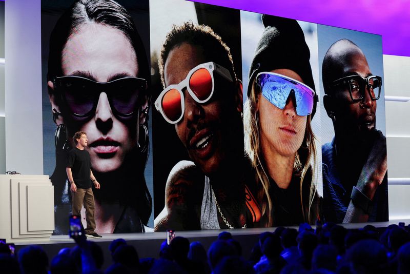 Meta CEO Mark Zuckerberg delivers a speech as he presents the new line of smart glasses, during the Meta Connect event at the company's headquarters in Menlo Park, California, U.S., September 17, 2025. REUTERS/Carlos Barria
