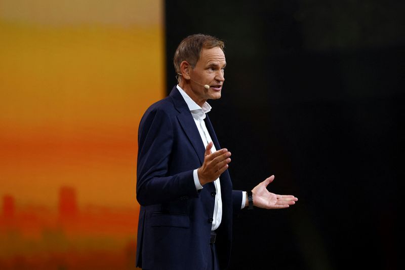 FILE PHOTO: Oliver Blume, CEO of Volkswagen, speaks during a media preview ahead of the IAA Munich auto show in Munich, Germany, September 7, 2025. REUTERS/Kai Pfaffenbach/File Photo