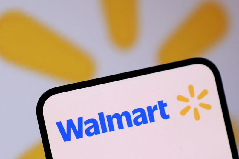 A Walmart logo appears in this illustration taken August 18, 2025. REUTERS/Dado Ruvic/Illustration