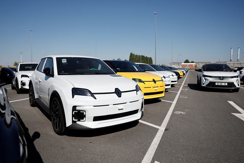 Newly manufactured Renault R5 E-Tech cars in the yard at the Renault factory of the Ampere ElectriCity site in Douai, France, July 15, 2026. REUTERS/Benoit Tessier