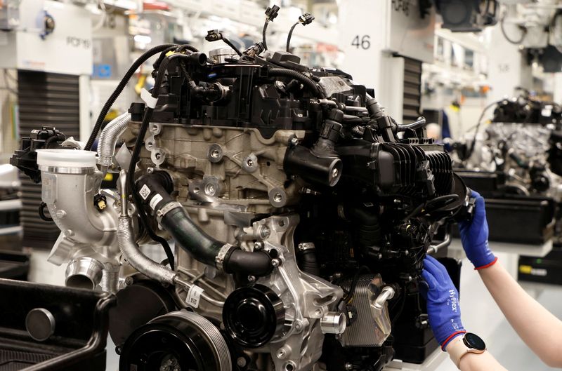 A worker assembles a BMW engine in the BMW engine factory in Steyr, Austria April 18, 2023. REUTERS/Leonhard Foeger