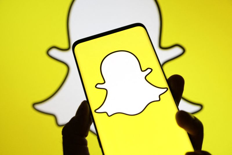 Snapchat logo is seen in this illustration taken July 28, 2022. REUTERS/Dado Ruvic/Illustration