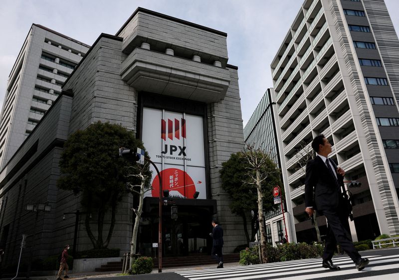 FILE PHOTO: The Tokyo Stock Exchange in Tokyo, Japan, April 6, 2026.  REUTERS/Issei Kato/File Photo