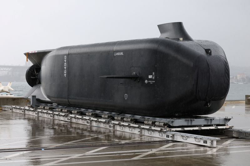 An Anduril Ghost Shark Extra Large Autonomous Undersea Vehicle (XL-AUV) is displayed at the Royal Australian Navy base HMAS Kuttabul, in Sydney, Australia, September 10, 2025. REUTERS/Hollie Adams