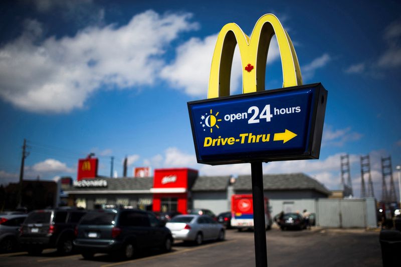 FILE PHOTO: A McDonalds fast food restaurant drive through is seen in Toronto, May 1, 2014. REUTERS/Mark Blinch/File Photo