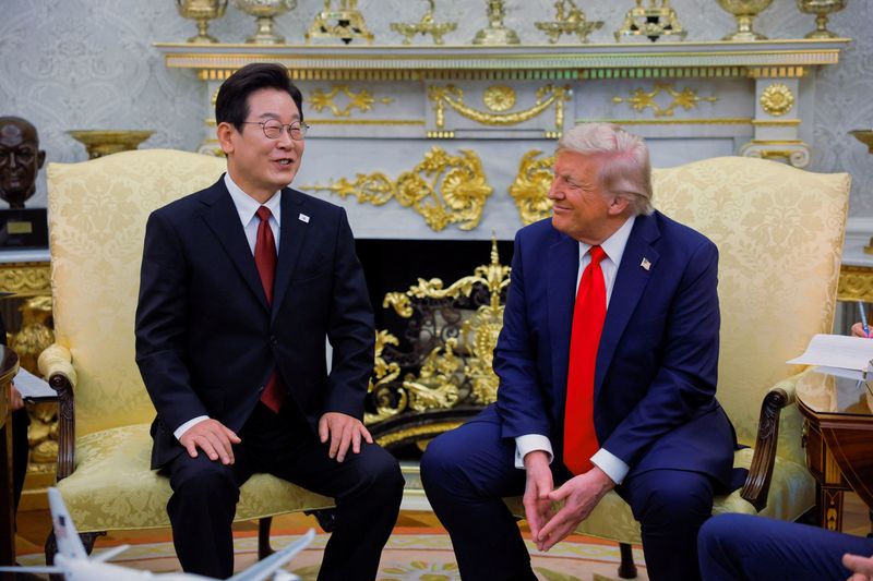 U.S. President Donald Trump meets with South Korean President Lee Jae Myung at the Oval Office, at the White House, in Washington, D.C., U.S., August 25, 2025. REUTERS/Brian Snyder
