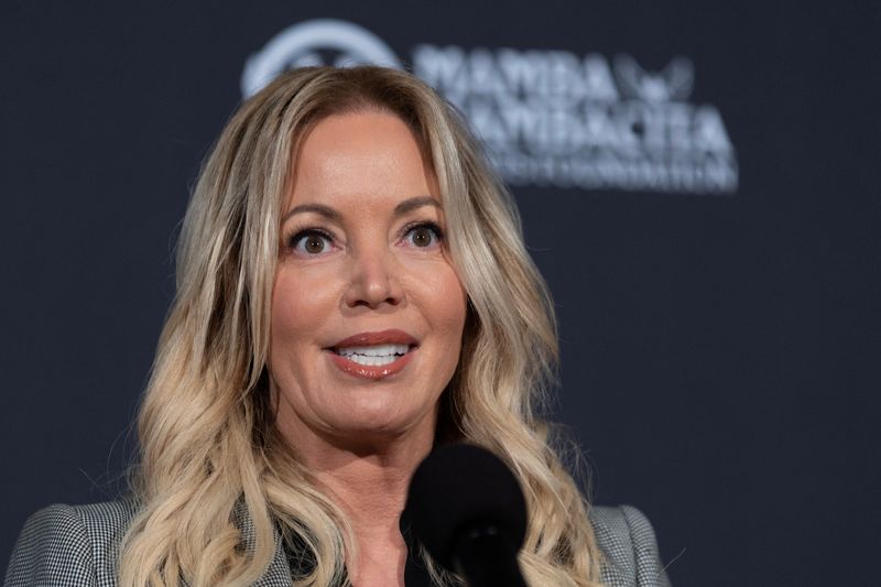 Jeanie Buss, President of the Los Angeles Lakers speaks during the permanent placement of late Kobe Bryant's handprints and footprints in the forecourt of the TCL Chinese Theatre in Hollywood, Los Angeles, California, U.S., March 15, 2023.        REUTERS/Mike Blake/File Photo