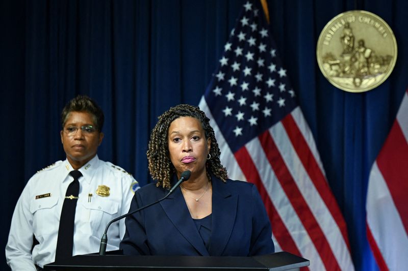 FILE PHOTO: D.C. Mayor Muriel Bowser holds a press conference at the John A. Wilson Building following U.S. President Donald Trump's announcement to deploy the National Guard and federalize the Metropolitan Police Department, in Washington, D.C., August 11, 2025. REUTERS/Annabelle Gordon/File photo