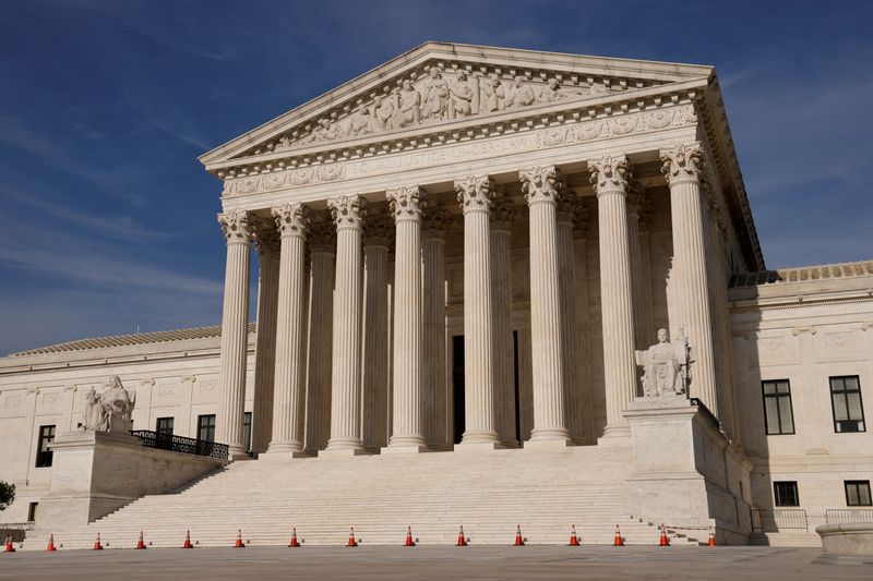 The U.S. Supreme Court building in Washington, U.S. May 17, 2021.  REUTERS/Jonathan Ernst