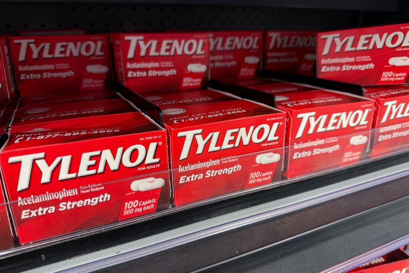 Tylenol for sale at a Walmart store in Valley Stream, New York, U.S., November 6, 2025. REUTERS/Kylie Cooper