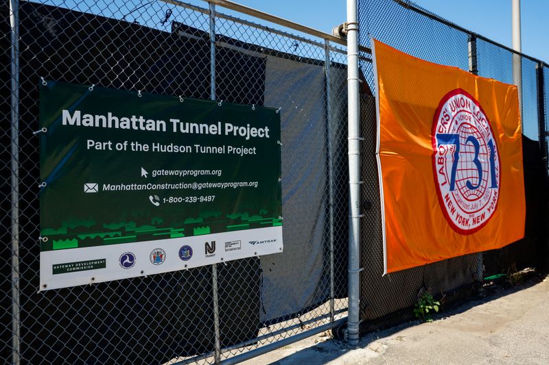 FILE PHOTO: The construction site of the Manhattan Tunnel Project, which is part of the Hudson Tunnel Project, in New York City, U.S., October 1, 2025. REUTERS/Kylie Cooper/File Photo