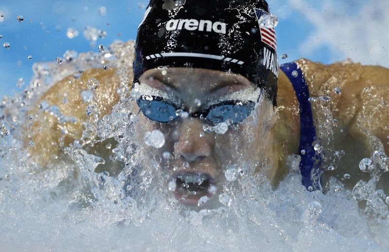 Swimming - World Aquatics Championships - Women's 4x100m Medley Relay Final - World Aquatics Championships Arena, Singapore - August 3, 2025 Gretchen Walsh of the U.S. in action REUTERS/Tingshu Wang/File Photo