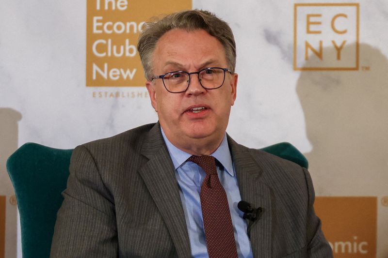 FILE PHOTO: John C. Williams, President and CEO of the Federal Reserve Bank of New York, speaks to the Economic Club of New York in New York City, U.S., September 4, 2025. REUTERS/Kylie Cooper/File Photo