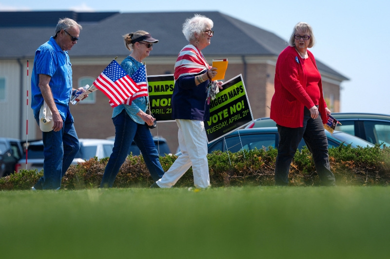 FILE PHOTO: Supporters depart a campaign rally against Virginia Democrats' proposed state redistricting constitutional amendment ahead of the referendum special election on April 21, in Bridgewater, Virginia, April 11, 2026. REUTERS/Ken Cedeno/ File Photo