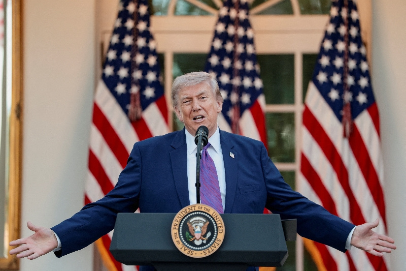 U.S. President Donald Trump gestures at the White House in Washington, D.C., U.S., May 11, 2026. REUTERS/Evelyn Hockstein