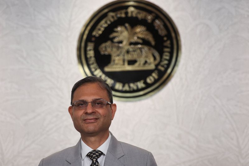 Reserve Bank of India (RBI) Governor Sanjay Malhotra arrives at a press conference in Mumbai, India, June 6, 2025. REUTERS/Francis Mascarenhas/File Photo
