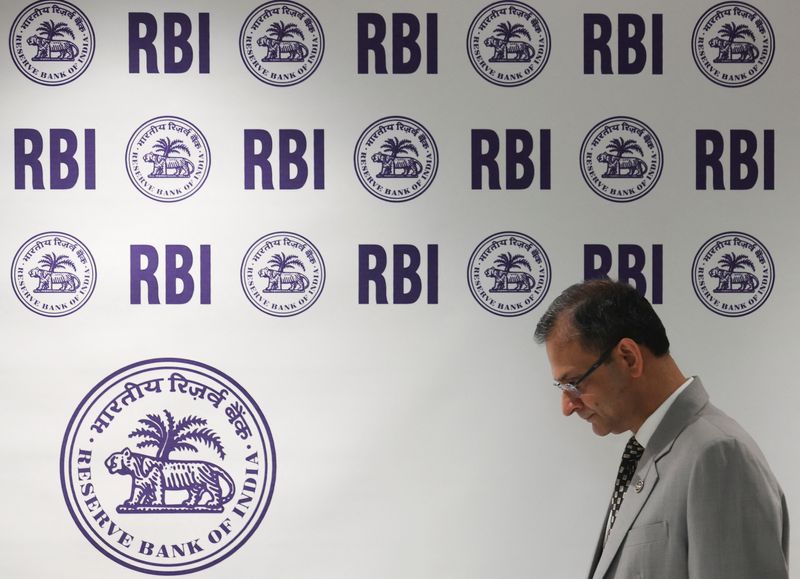 Reserve Bank of India (RBI) Governor Sanjay Malhotra arrives at a press conference in Mumbai, India, June 6, 2025. REUTERS/Francis Mascarenhas/File Photo