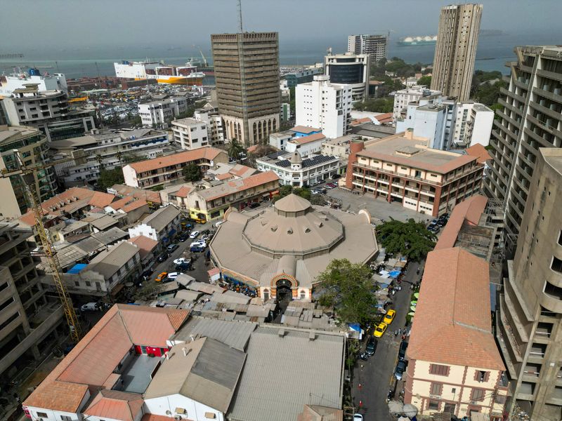FILE PHOTO: A drone view shows Kermel Market in downtown Dakar, Senegal, May 21, 2025. REUTERS/Zohra Bensemra/File Photo