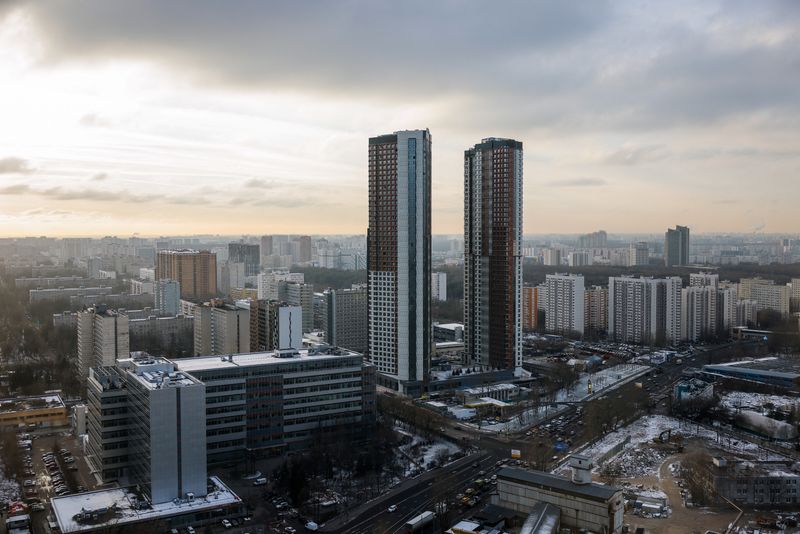 A general view shows a residential area, including newly constructed apartment blocks, in Moscow, Russia, December 5, 2024. REUTERS/Maxim Shemetov/ File Photo