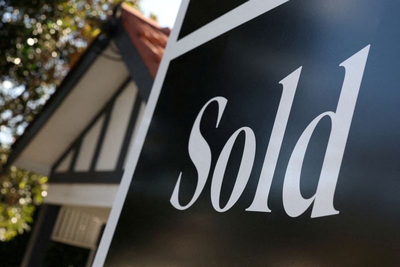 FILE PHOTO: A ‘sold’ sign is displayed outside a residential property in Mosman in Sydney, Australia, July 10, 2025. REUTERS/Hollie Adams/File Photo