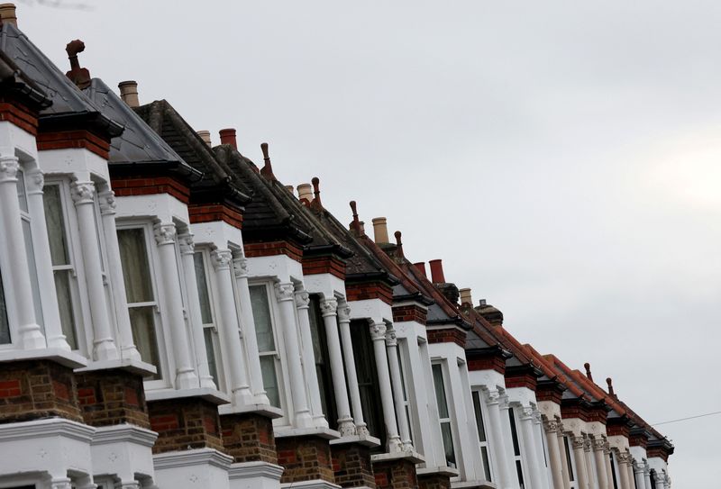 A view of a row of residential houses in London, Britain, January 23, 2025. REUTERS/Hannah McKay