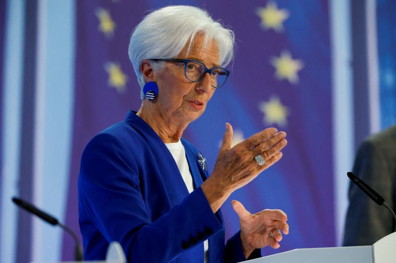 FILE PHOTO: European Central Bank (ECB) President Christine Lagarde speaks to reporters following the Governing Council's meeting, in Frankfurt, Germany June 11, 2026. REUTERS/Heiko Becker/File Photo